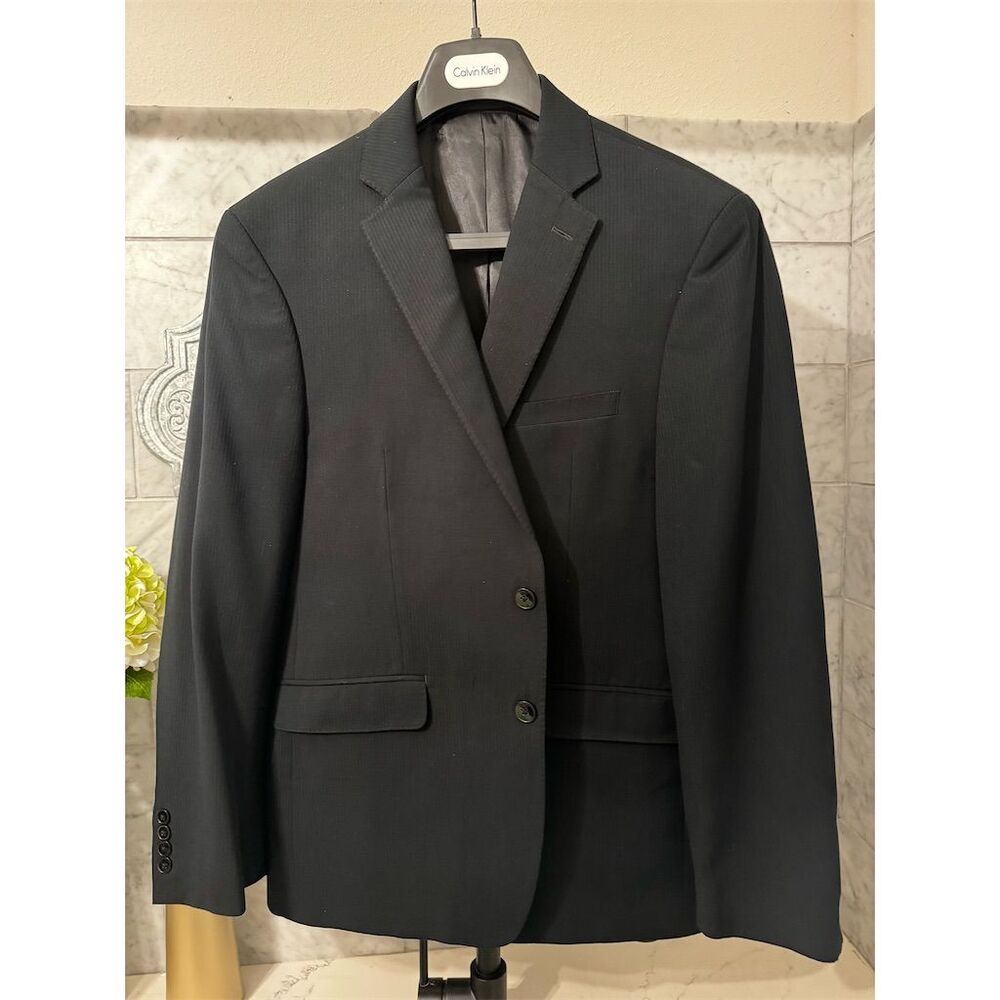Calvin Klein Men's Black Suit Jacket 44S Two-Button Formal Notch Lapel